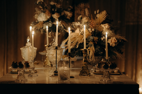 romantic-winter-wedding-thessaloniki-beautiful-flowers-candles_26x