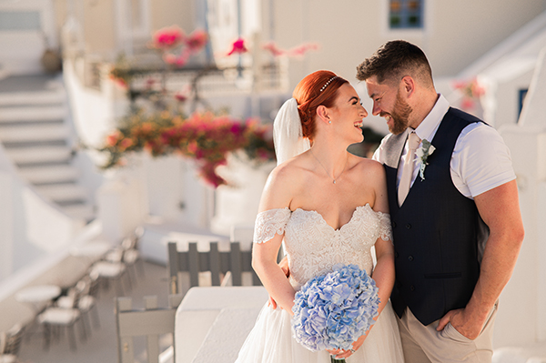 stunning-summer-wedding-santorini-blue-hydrangeas_33