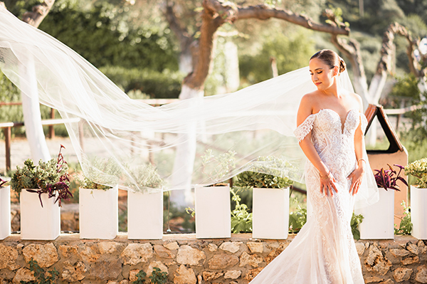 charming-destination-wedding-crete-lovely-details_04