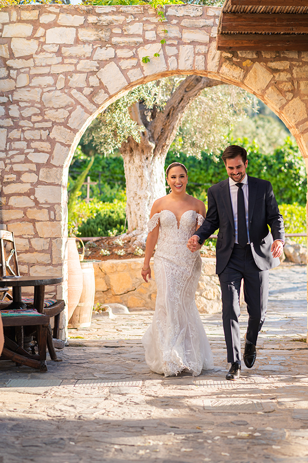 charming-destination-wedding-crete-lovely-details_12