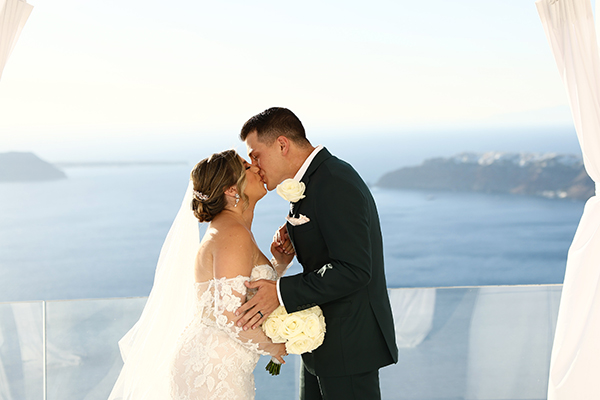 Minimal chic elopement in Santorini | Jessica & Cameron