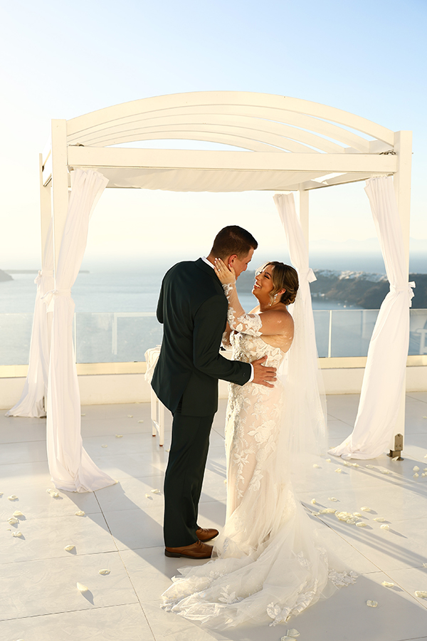 Minimal chic elopement in Santorini | Jessica & Cameron