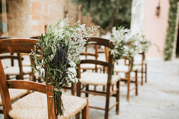 rustic-summer-wedding-crete-dried-flowers_12