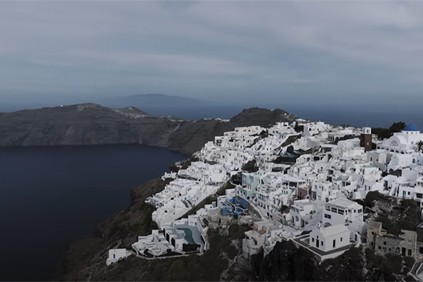 Beautiful wedding video in Santorini with precious moments | Katerina & Panagiotis