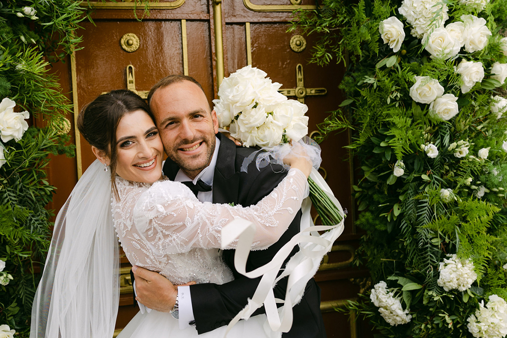 Fairytale wedding in Kefalonia with beautiful white florals  | Martha & Themis